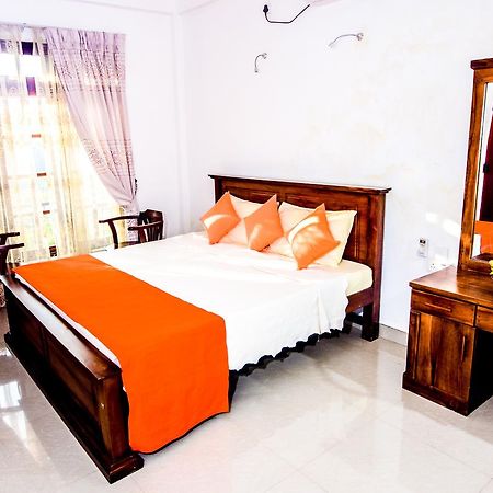 Heavens Door Guest Inn Kandy Eksteriør billede