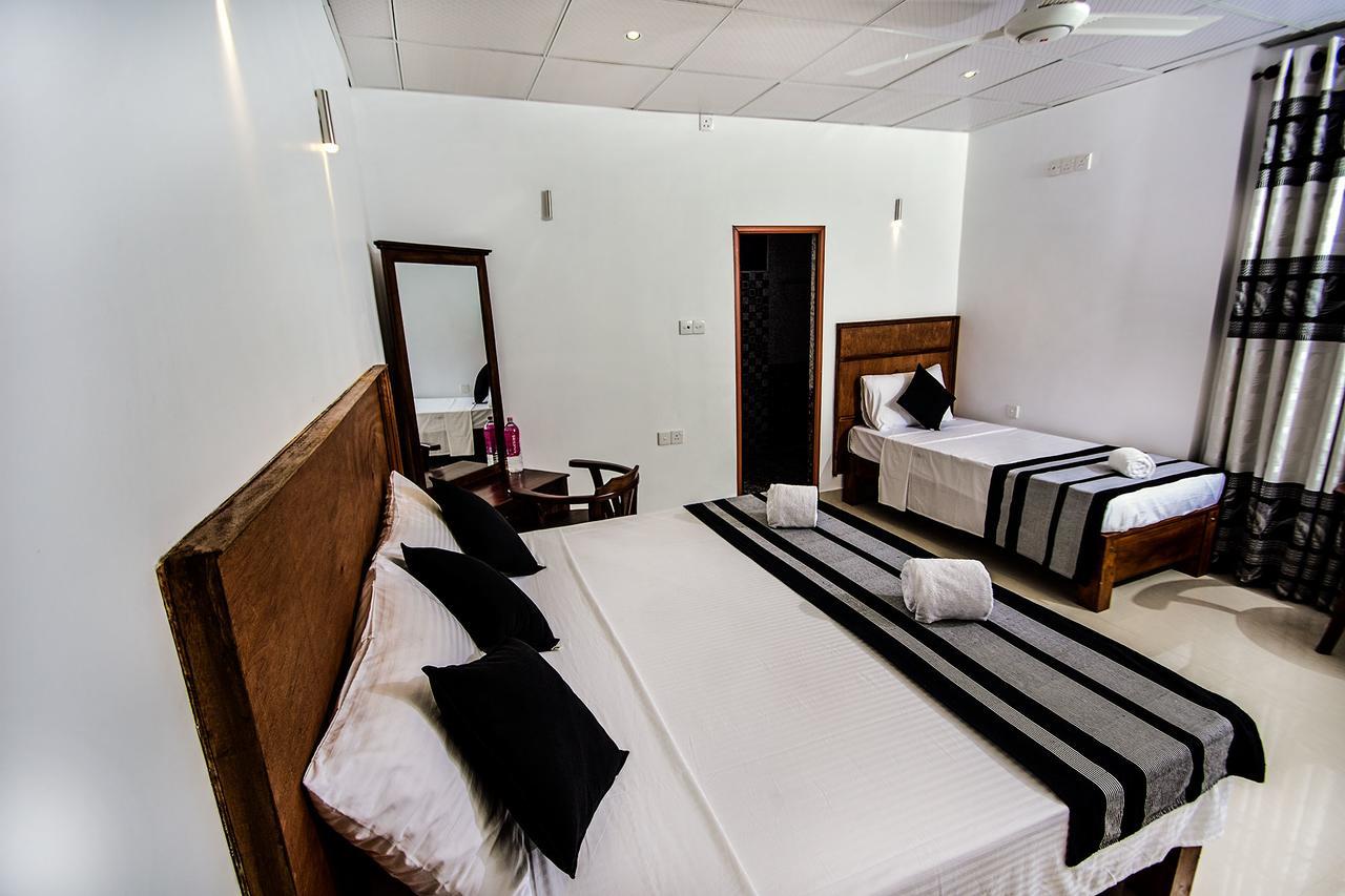Heavens Door Guest Inn Kandy Eksteriør billede