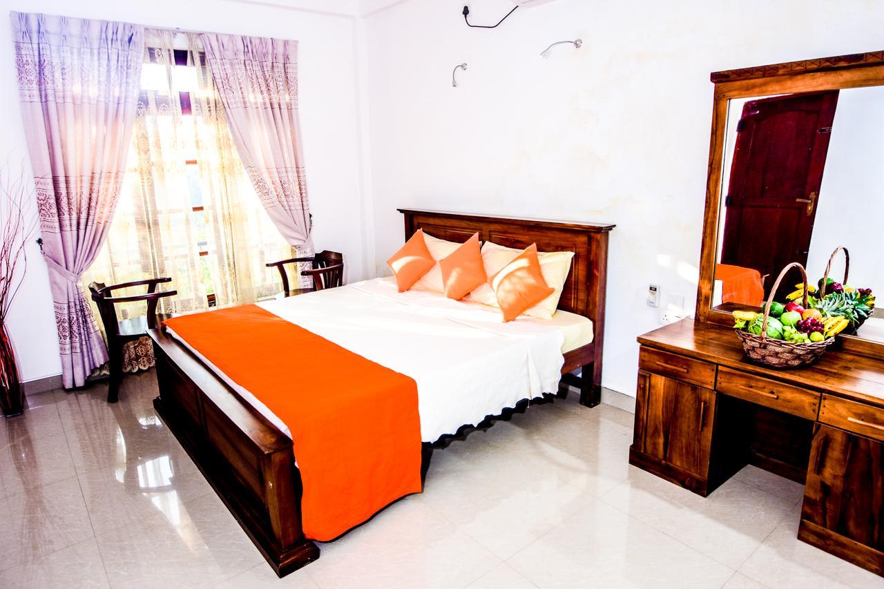 Heavens Door Guest Inn Kandy Eksteriør billede