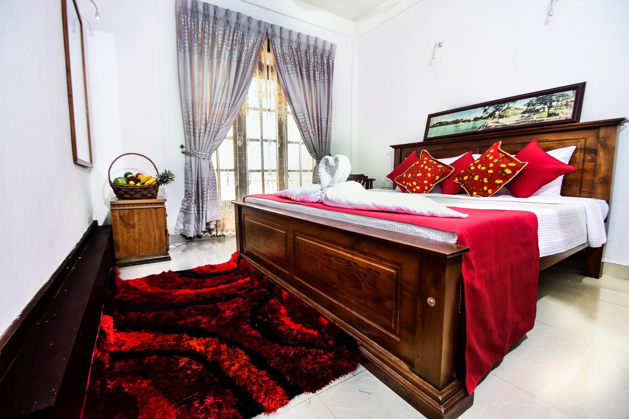 Heavens Door Guest Inn Kandy Eksteriør billede